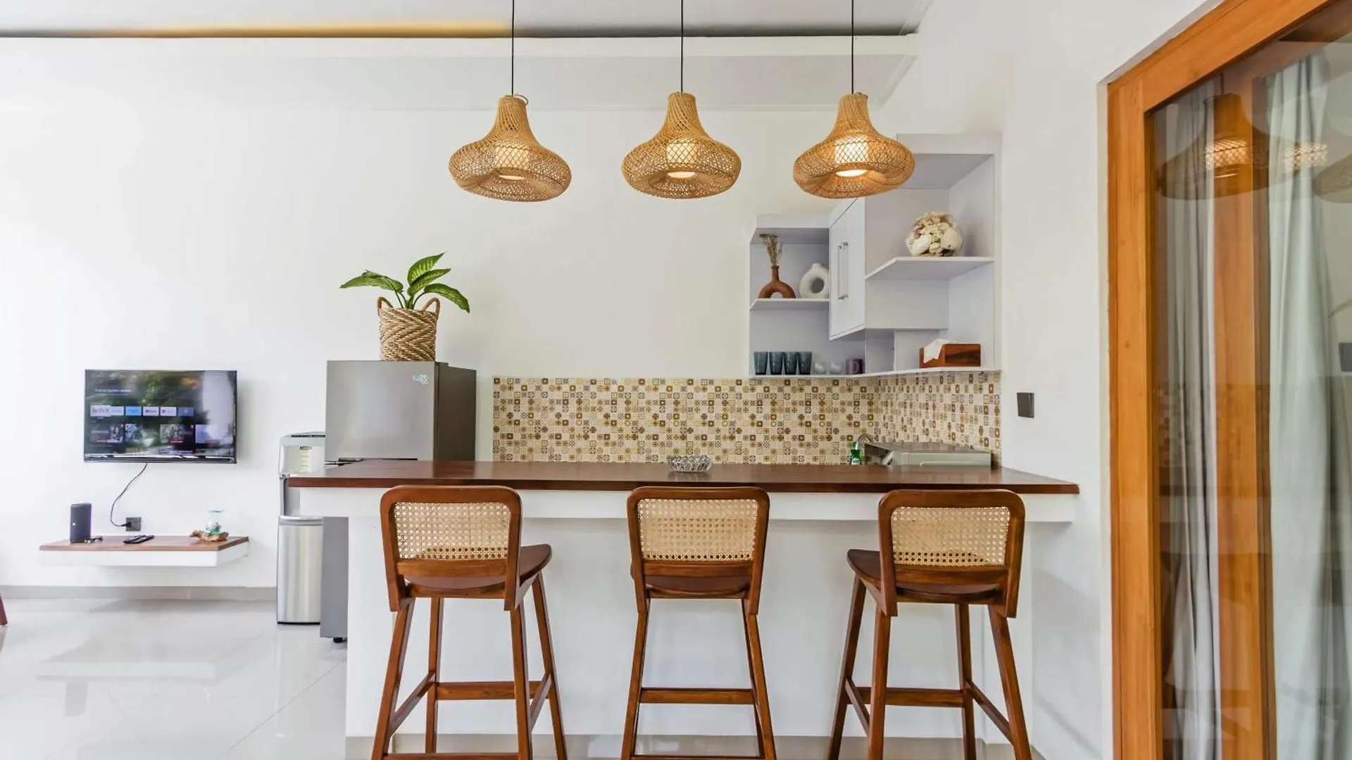 Adorable 1Br Villas In The Herat Of Seminyak 0*, Seminyak (Bali)