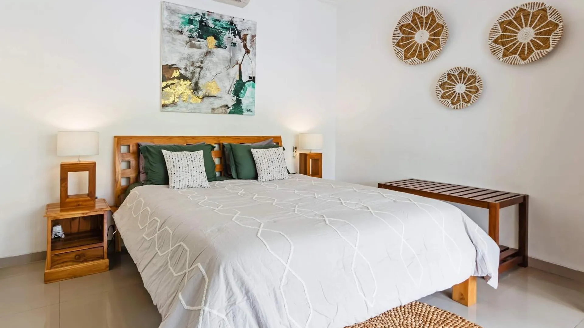Adorable 1Br Villas In The Herat Of Seminyak