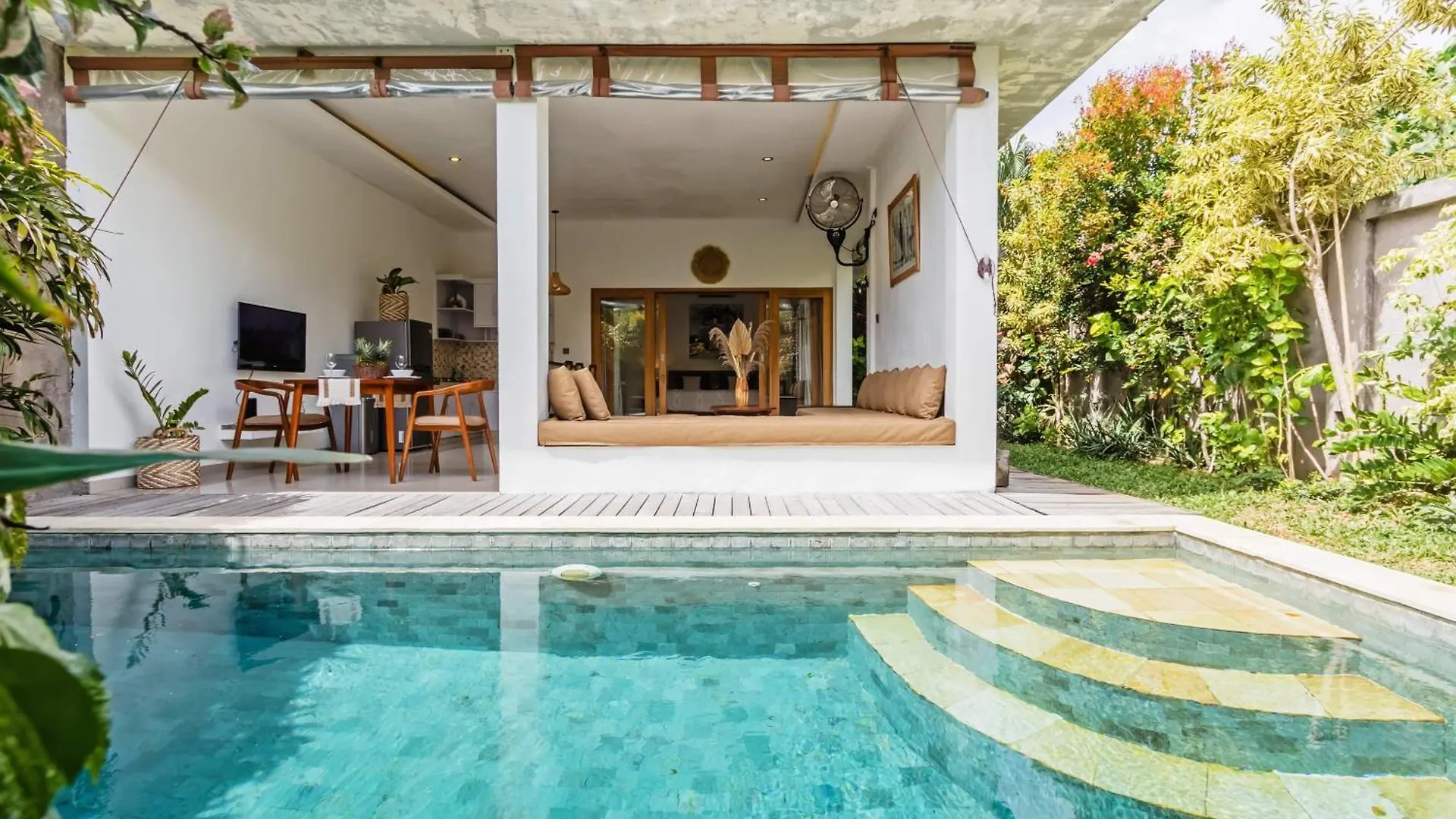 Adorable 1Br Villas In The Heart Of Seminyak contacts