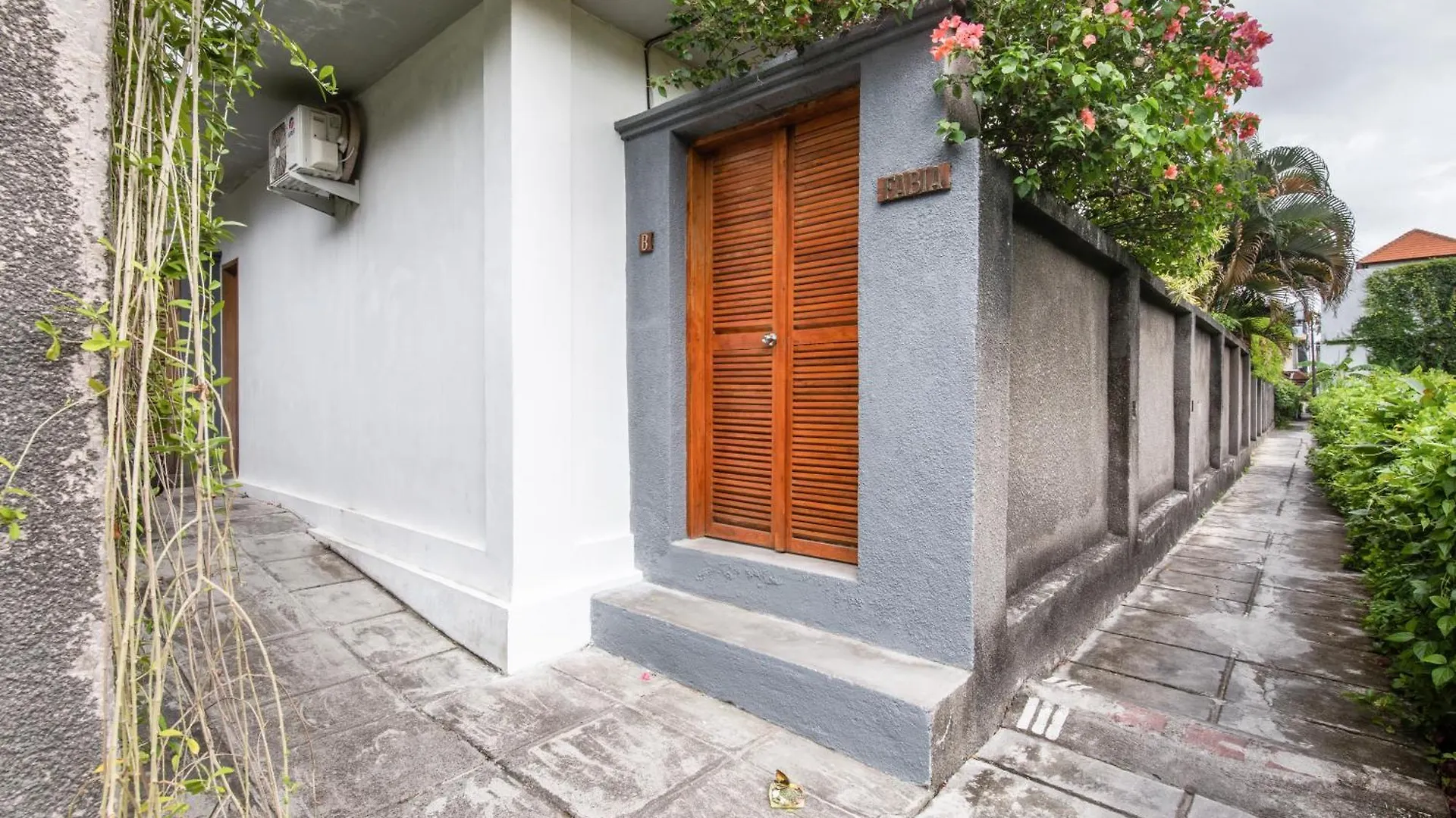 Adorable 1Br Villas In The Herat Of Seminyak 0*, Seminyak (Bali)
