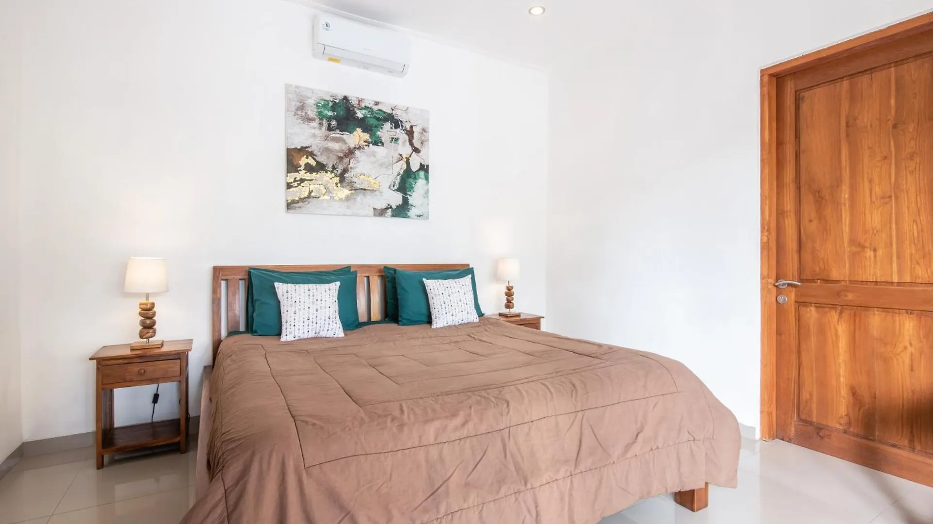 Adorable 1Br Villas In The Heart Of Seminyak Indonesia